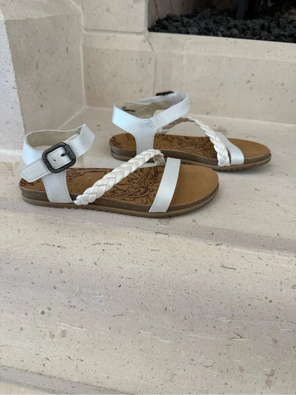 Girls sandal size1